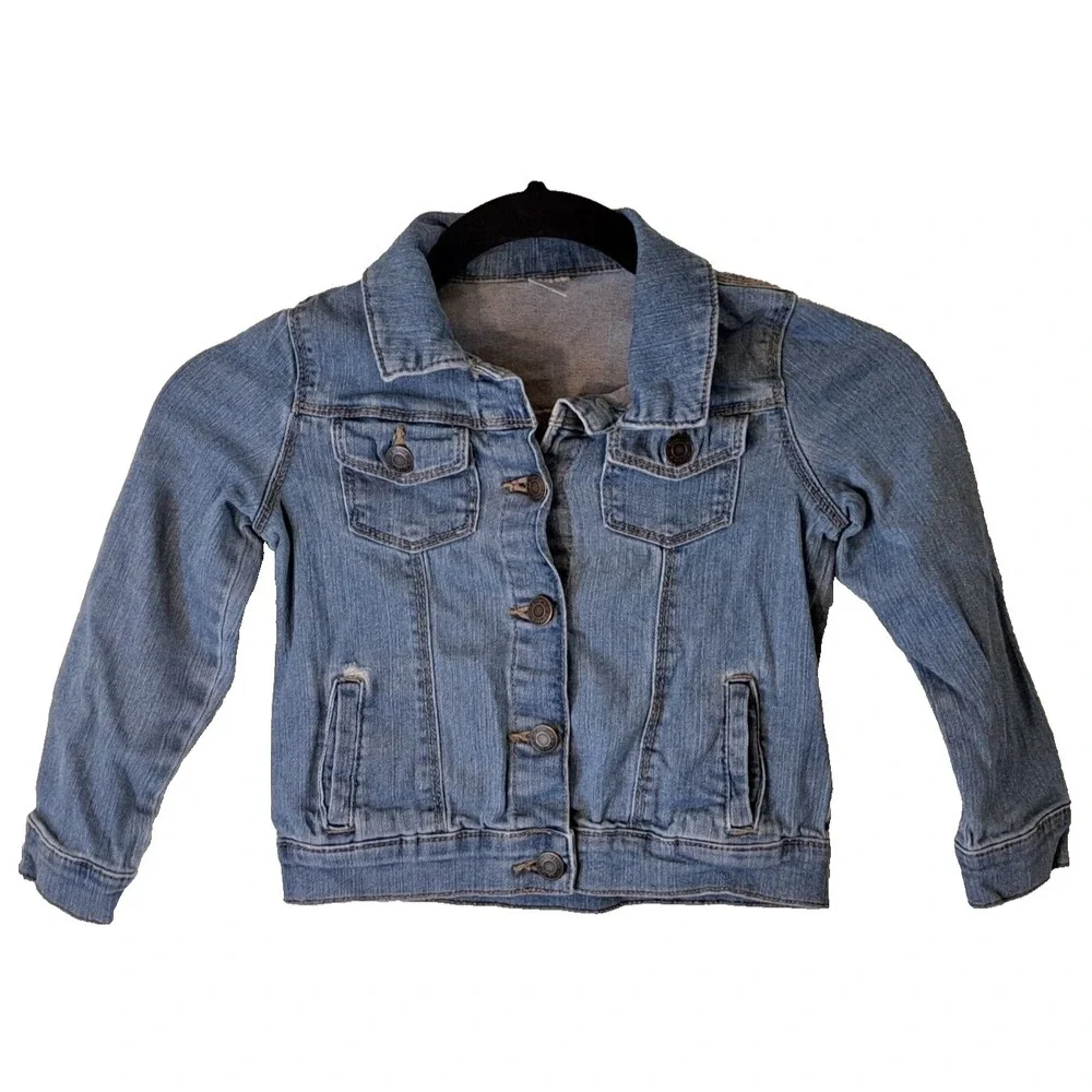Carters Kid Blue Denim Trucker Jacket Size 5 Medium Wash‎ Button Front 3H816610